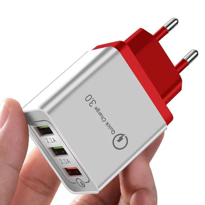 Schnelles modernes USB-Ladegerät Quick Charge 3.0 Tragbares Netzteil Leistungsstarkes Ladegerät für Mobiltelefone